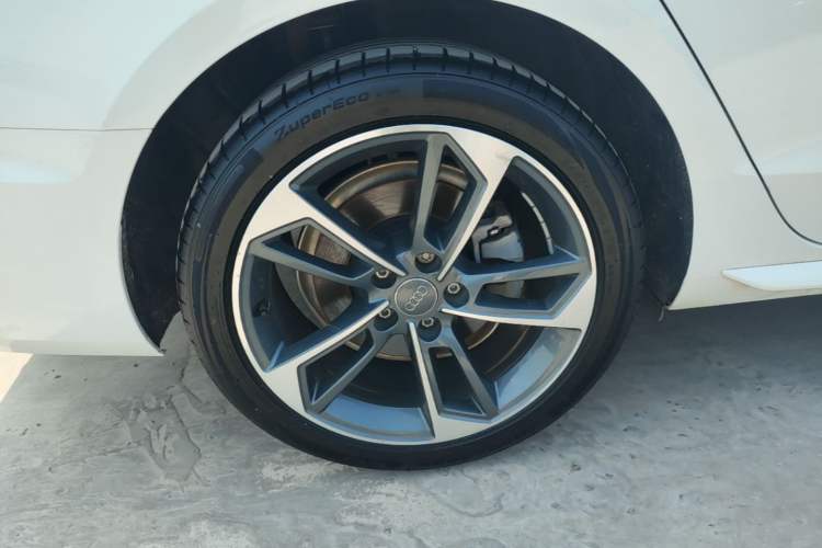Used Audi A4L 2020 40 TFSI Fashion Dynamic Model Exterior 5