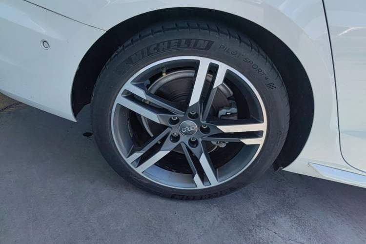 Used Audi A4L 2020 40 TFSI Fashion Dynamic Model Exterior 5
