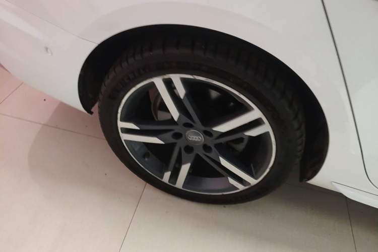 Used Audi A4L 2020 40 TFSI Fashion Dynamic Model Exterior 5