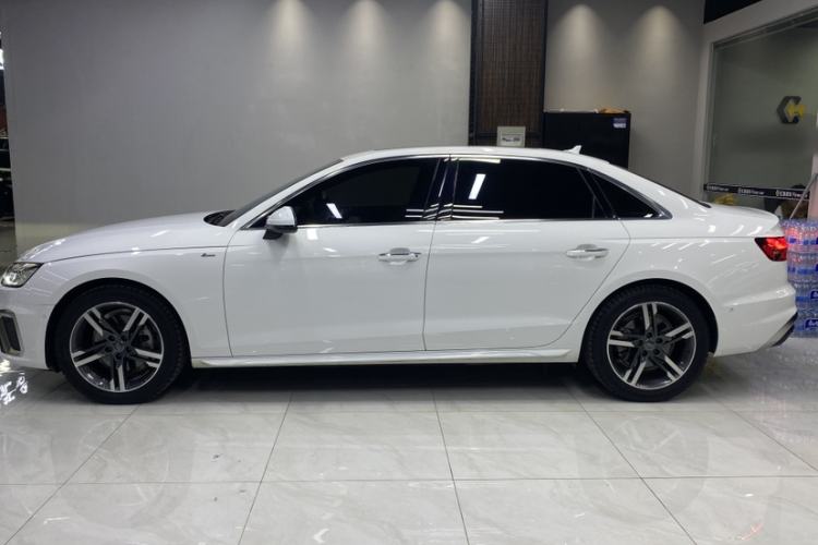 Used Audi A4L 2020 40 TFSI quattro Luxury Dynamic Model Exterior 7