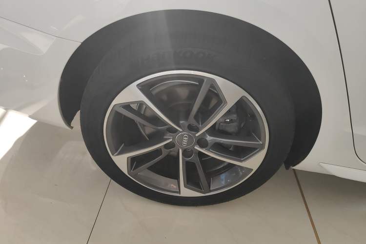 Used Audi A4L 2020 40 TFSI Fashion Dynamic Model Exterior 8