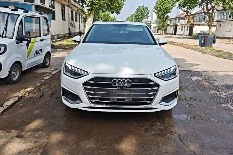Used Audi A4L 2020 40 TFSI Fashionable and Elegant Model Front
