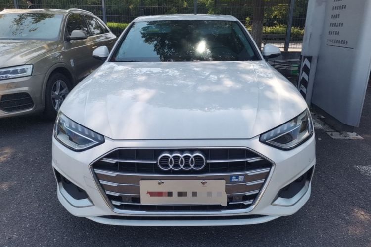Used Audi A4L 2020 40 TFSI Fashionable and Elegant Model Front