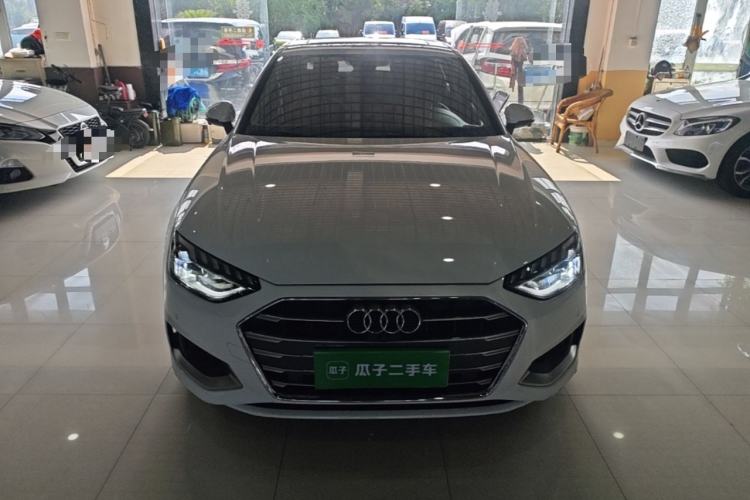 Used Audi A4L 2020 40 TFSI Fashionable and Elegant Model Front