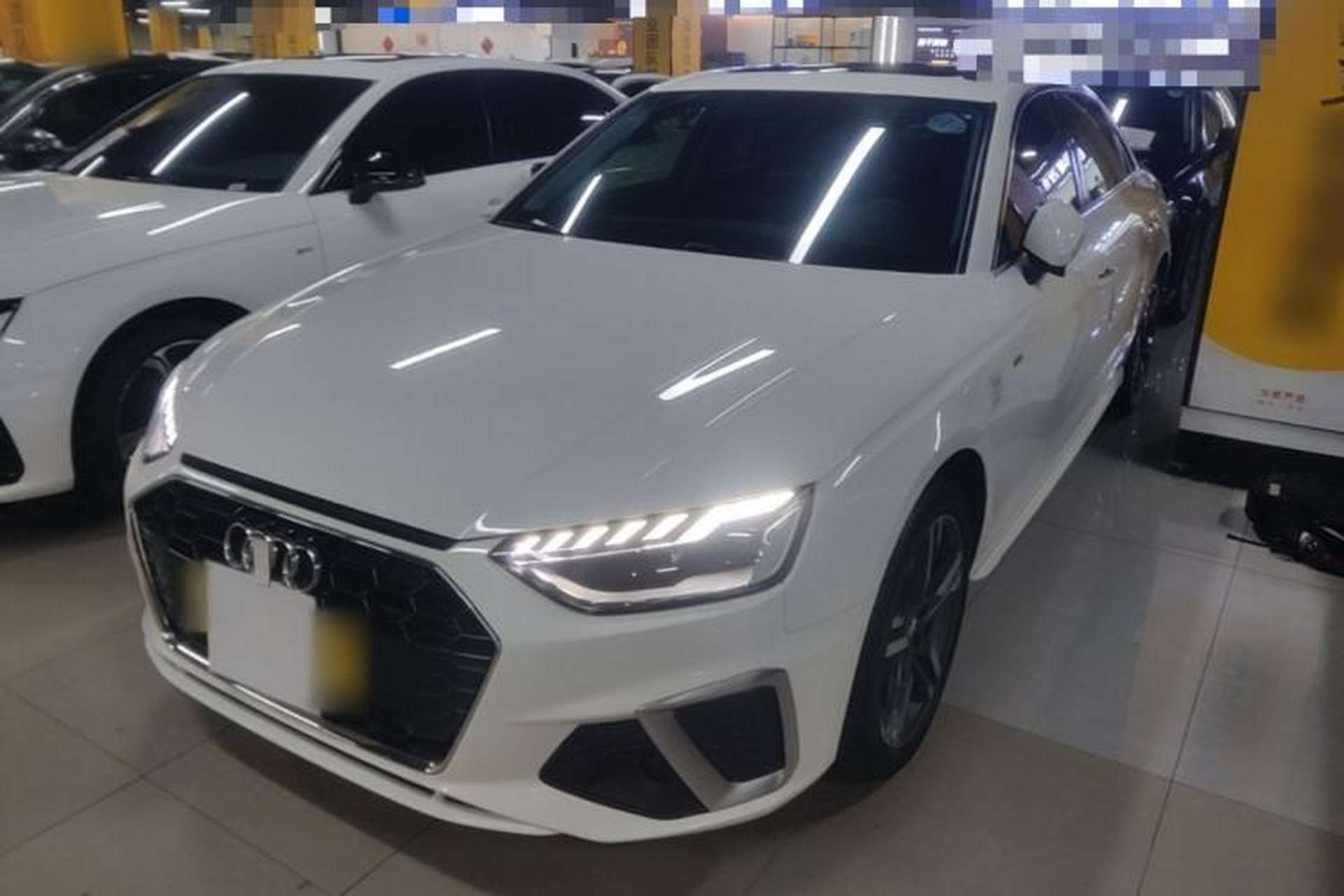 Used Audi A4L 2020 40 TFSI Luxury Dynamic Model Front Left 45 Deg