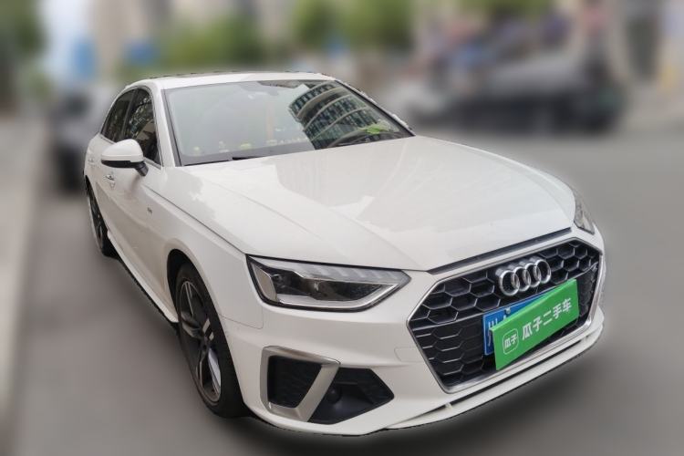 Used Audi A4L 2020 40 TFSI Luxury Dynamic Model Front Right 45 Deg