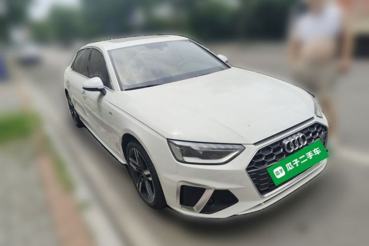Used Audi A4L 2020 40 TFSI Luxury Dynamic Model Front Right 45 Deg