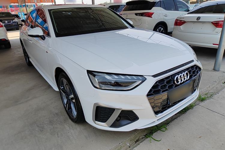 Used Audi A4L 2020 40 TFSI Luxury Dynamic Model Front Right 45 Deg