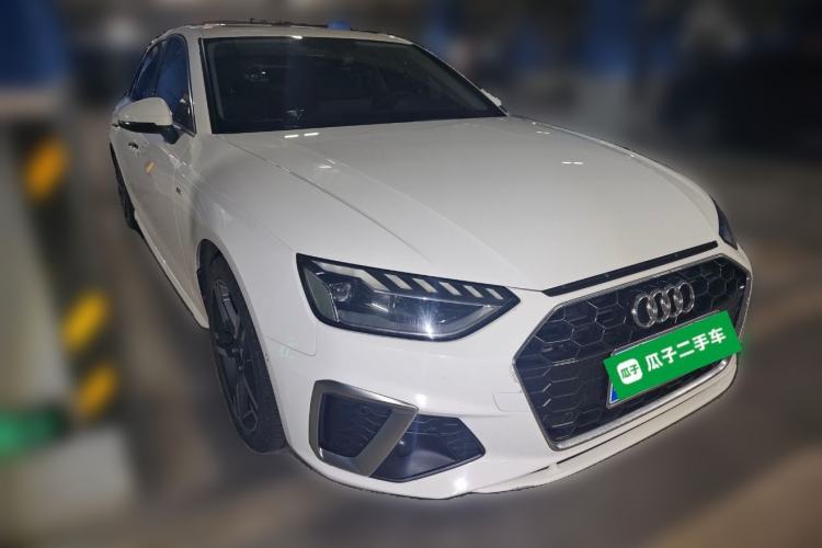 Used Audi A4L 2020 40 TFSI Luxury Dynamic Model Front Right 45 Deg