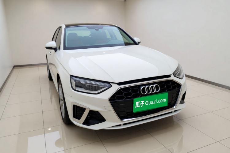 Used Audi A4L 2020 40 TFSI Luxury Dynamic Model Front Right 45 Deg