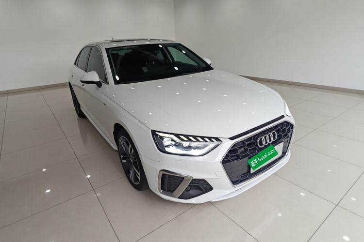 Used Audi A4L 2020 40 TFSI Luxury Dynamic Model Front Right 45 Deg