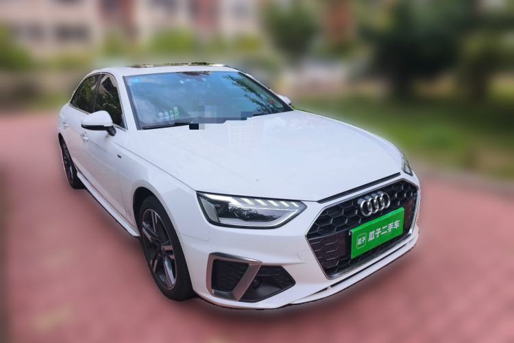 Used Audi A4L 2020 40 TFSI Luxury Dynamic Model Front Right 45 Deg