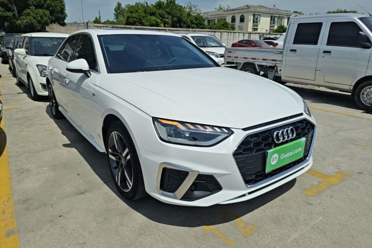 Used Audi A4L 2020 40 TFSI Luxury Dynamic Model Front Right 45 Deg