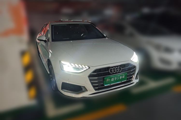 Used Audi A4L 2020 40 TFSI Fashionable and Elegant Model Front Right 45 Deg