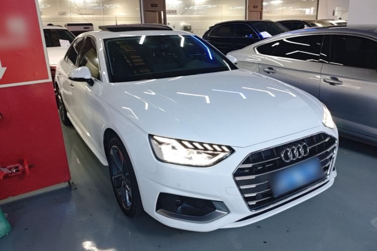 Used Audi A4L 2020 40 TFSI Fashionable and Elegant Model Front Right 45 Deg