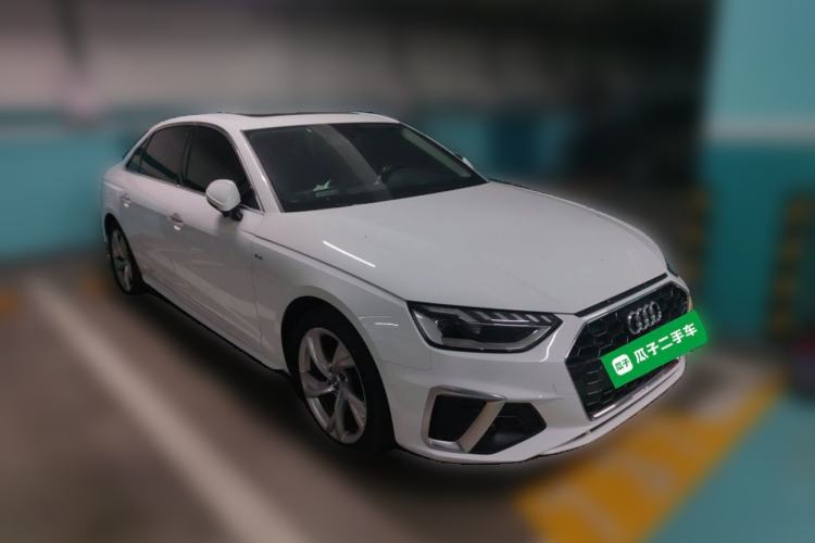 Used Audi A4L 2020 40 TFSI Luxury Dynamic Model Front Right 45 Deg