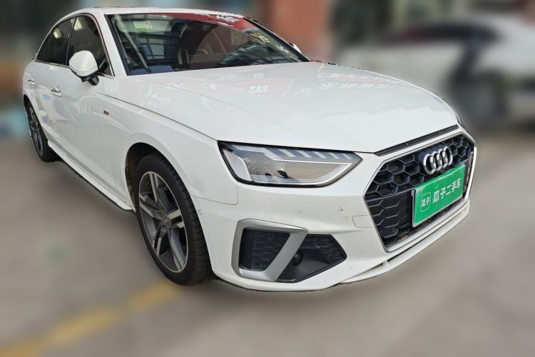 Used Audi A4L 2020 40 TFSI Luxury Dynamic Model Front Right 45 Deg