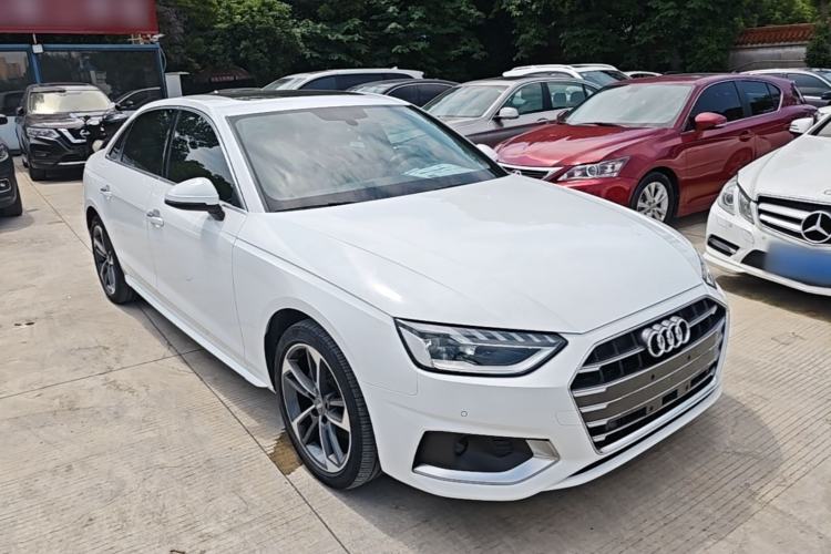 Used Audi A4L 2020 40 TFSI Fashionable and Elegant Model Front Right 45 Deg