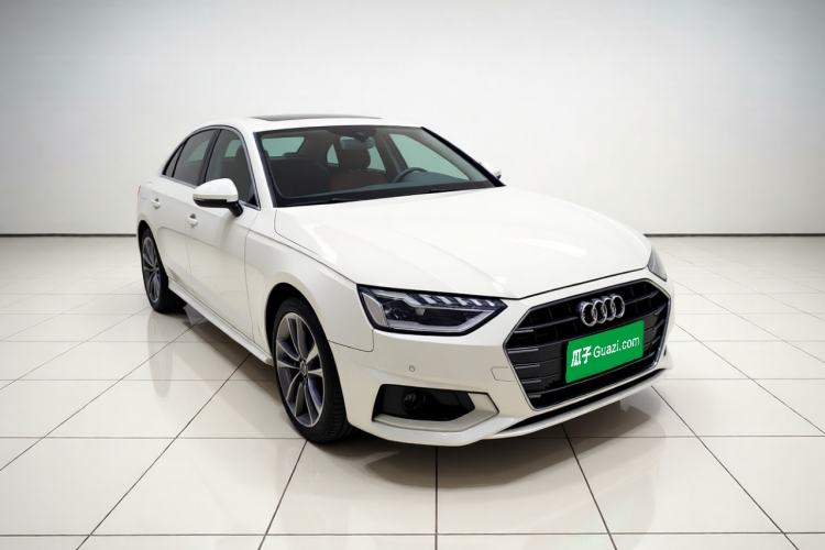 Used Audi A4L 2020 40 TFSI Fashionable and Elegant Model Front Right 45 Deg