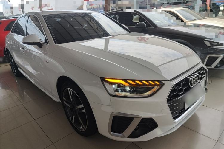 Used Audi A4L 2020 40 TFSI Luxury Dynamic Model Front Right 45 Deg