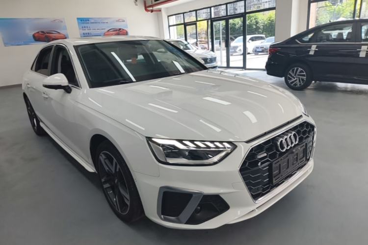 Used Audi A4L 2020 40 TFSI Luxury Dynamic Model Front Right 45 Deg