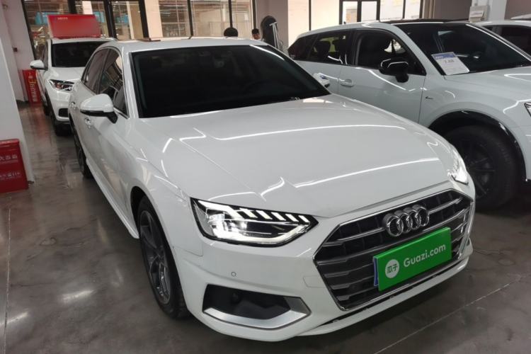 Used Audi A4L 2020 40 TFSI Fashionable and Elegant Model Front Right 45 Deg