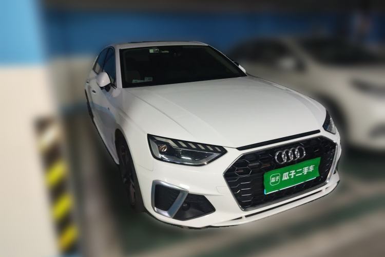 Used Audi A4L 2020 40 TFSI quattro Luxury Dynamic Model Front Right 45 Deg