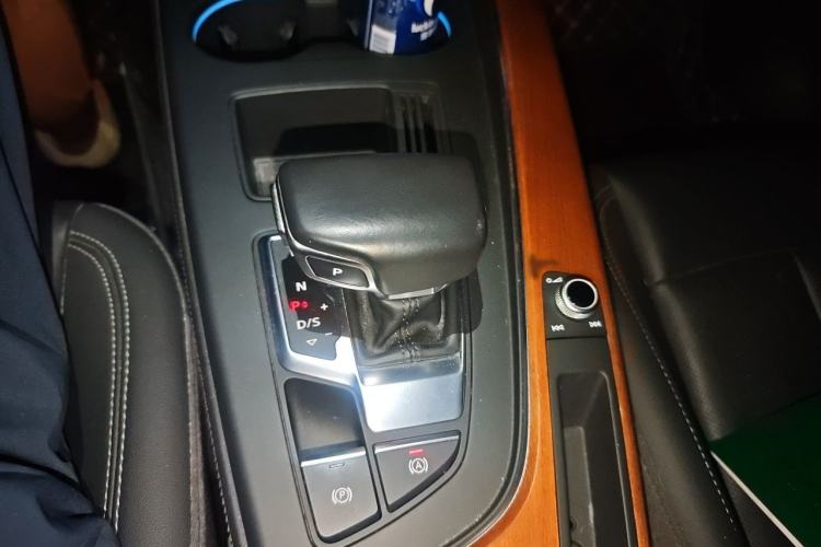 Used Audi A4L 2020 40 TFSI Luxury Prestige Edition Gear Lever