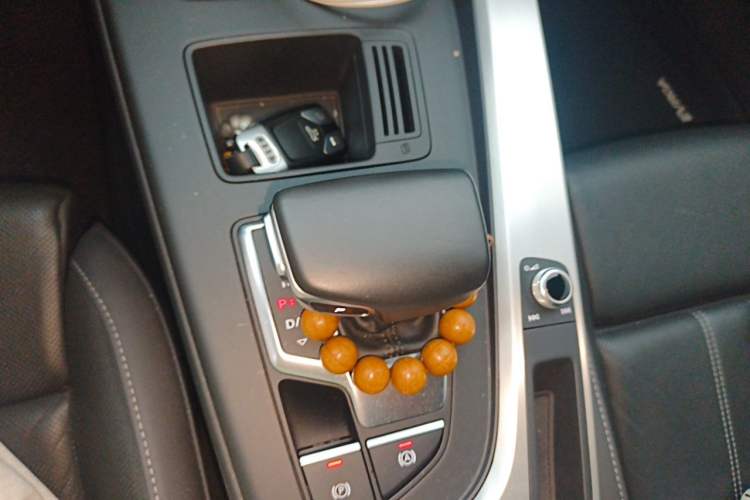 Used Audi A4L 2020 40 TFSI Fashion Dynamic Model Gear Lever