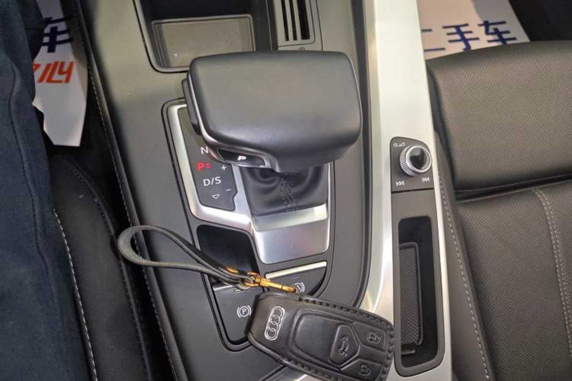 Used Audi A4L 2020 40 TFSI quattro Luxury Dynamic Model Gear Lever