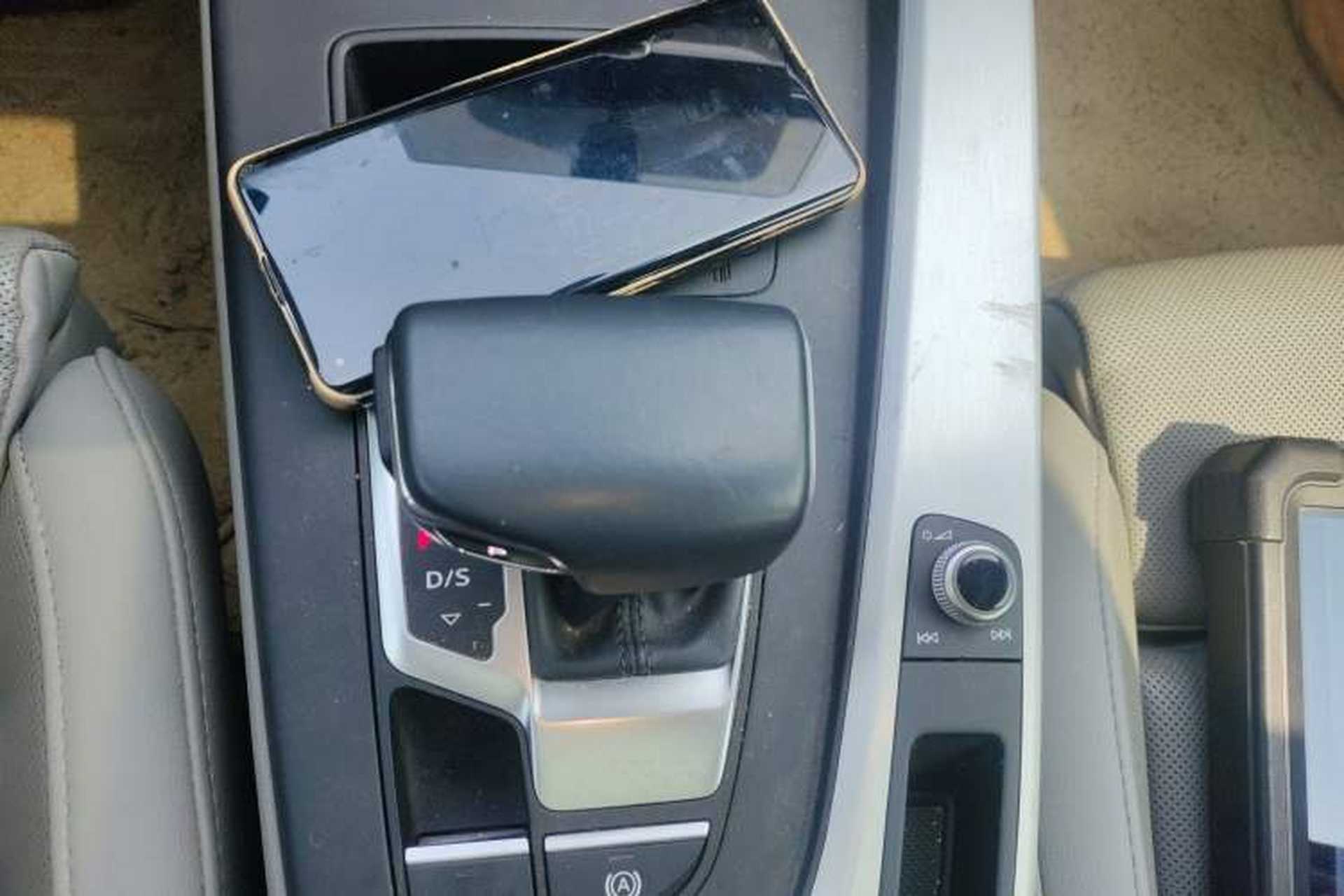 Used Audi A4L 2020 40 TFSI Fashion Dynamic Model Gear Lever