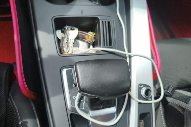 Used Audi A4L 2020 40 TFSI Fashion Dynamic Model Gear Lever