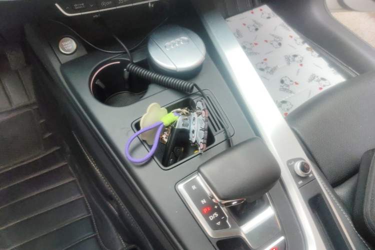 Used Audi A4L 2020 40 TFSI Luxury Dynamic Model Gear Lever