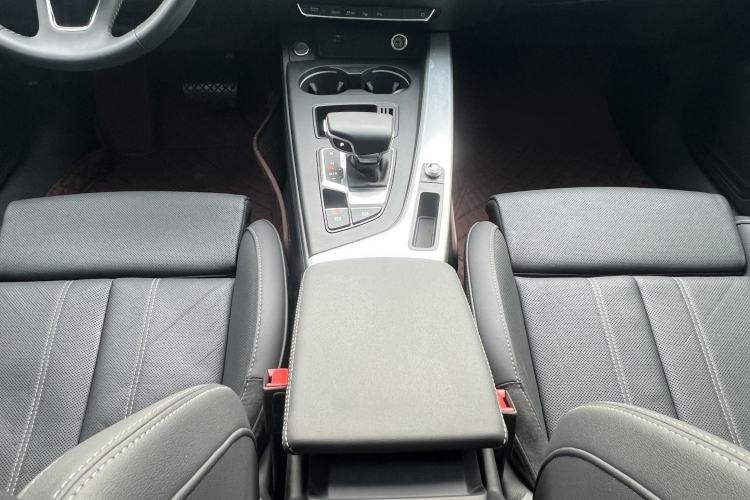 Used Audi A4L 2020 40 TFSI Fashion Dynamic Model Gear Lever