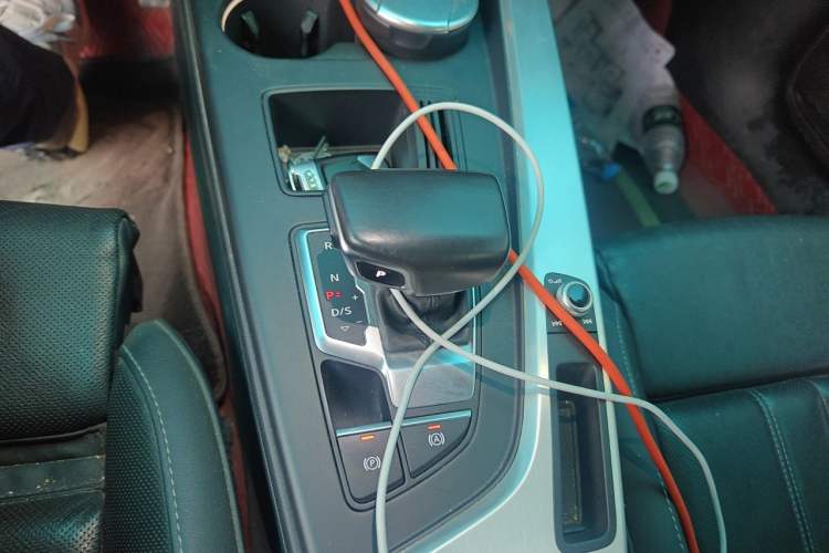 Used Audi A4L 2020 40 TFSI Fashion Dynamic Model Gear Lever