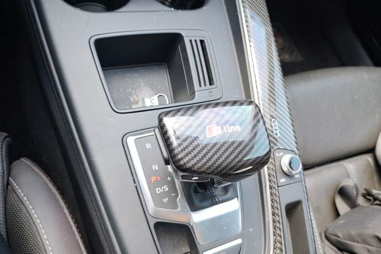 Used Audi A4L 2020 40 TFSI Fashion Dynamic Model Gear Lever