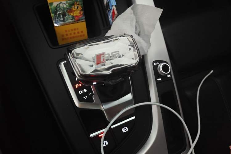 Used Audi A4L 2020 40 TFSI Fashion Dynamic Model Gear Lever