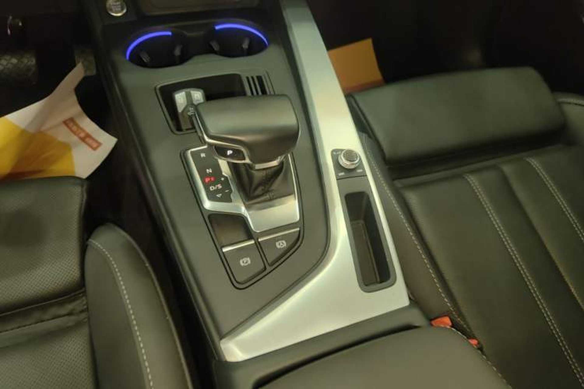 Used Audi A4L 2020 40 TFSI Fashion Dynamic Model Gear Lever
