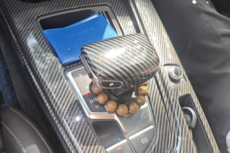 Used Audi A4L 2020 40 TFSI Fashion Dynamic Model Gear Lever