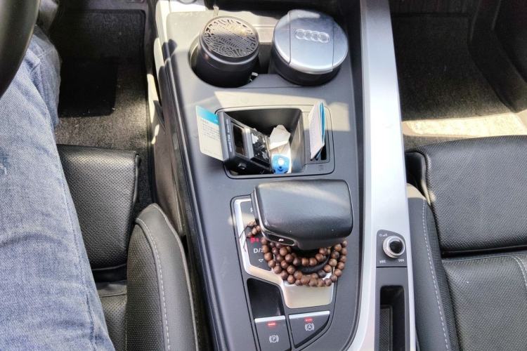 Used Audi A4L 2020 40 TFSI Luxury Dynamic Model Gear Lever
