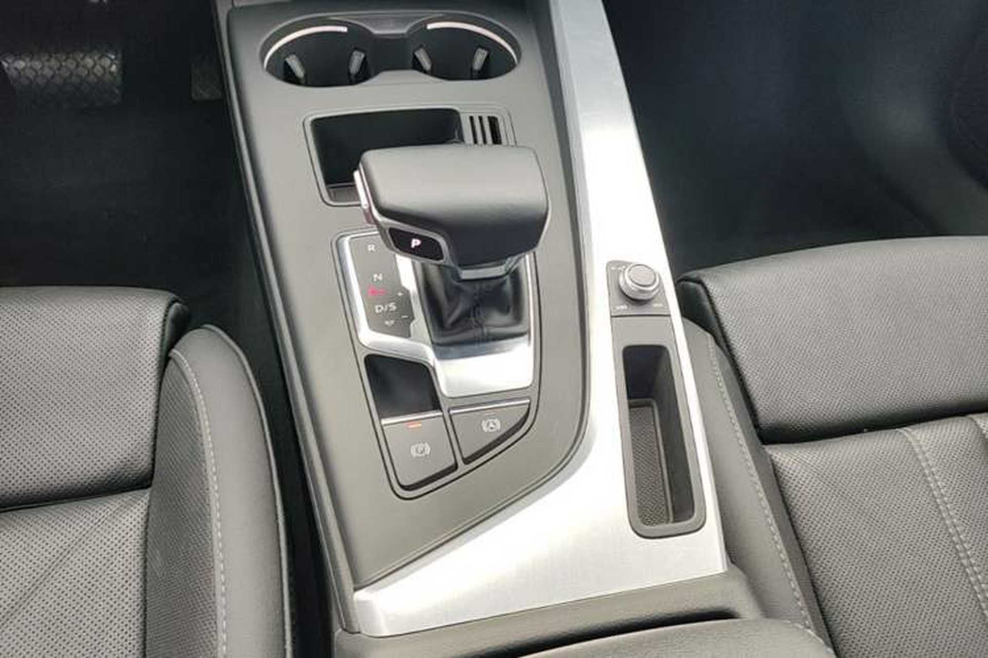 Used Audi A4L 2020 40 TFSI Fashion Dynamic Model Gear Lever