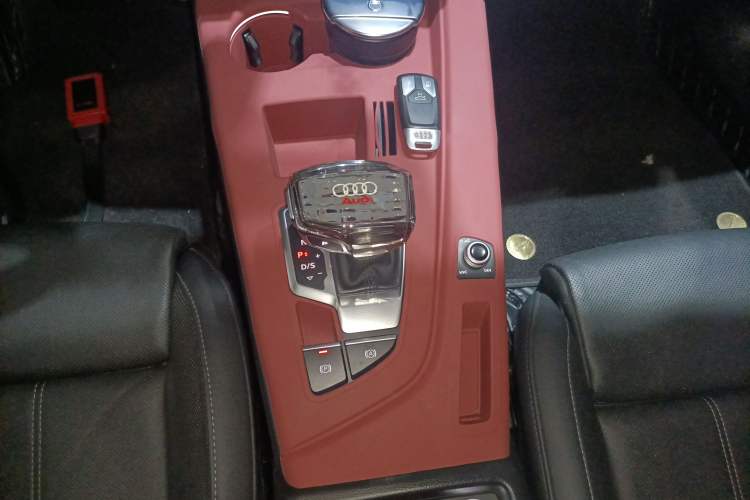 Used Audi A4L 2020 40 TFSI Fashion Dynamic Model Gear Lever