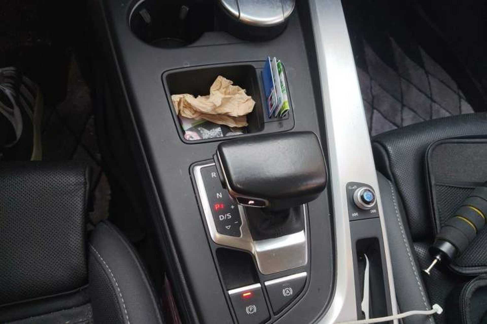 Used Audi A4L 2020 40 TFSI Fashion Dynamic Model Gear Lever