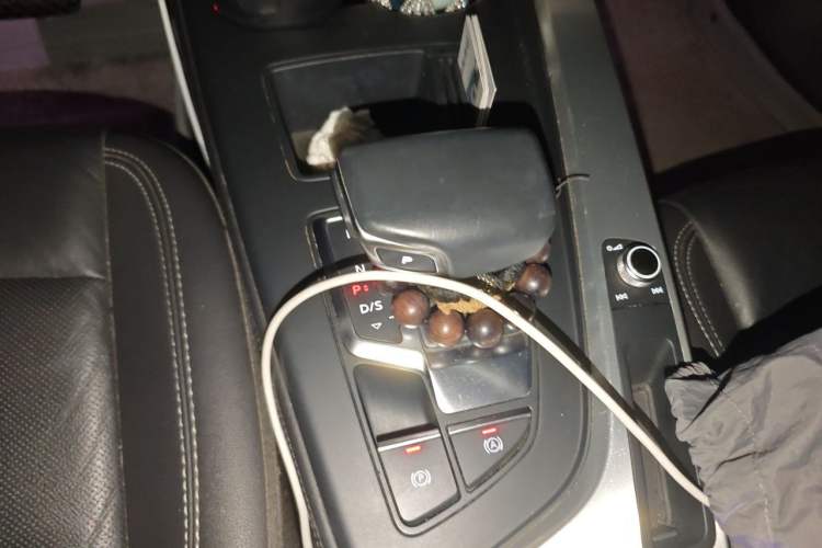 Used Audi A4L 2020 40 TFSI Luxury Prestige Edition Gear Lever