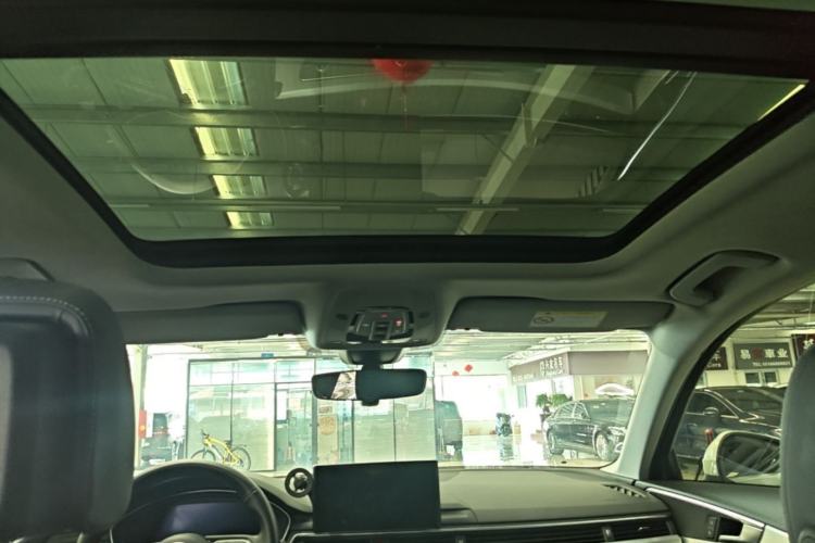 Used Audi A4L 2020 40 TFSI quattro Luxury Dynamic Model Headliner