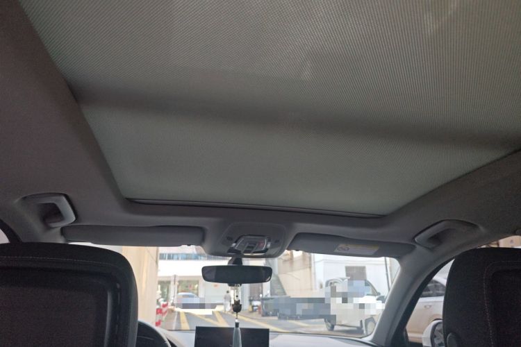 Used Audi A4L 2020 40 TFSI Luxury Dynamic Model Headliner