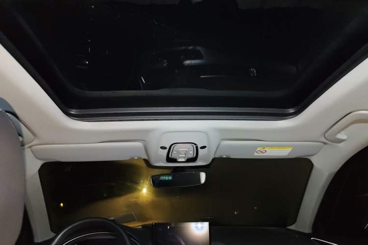 Used Audi A4L 2020 40 TFSI Luxury Dynamic Model Headliner