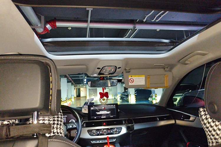 Used Audi A4L 2020 40 TFSI Fashion Dynamic Model Headliner