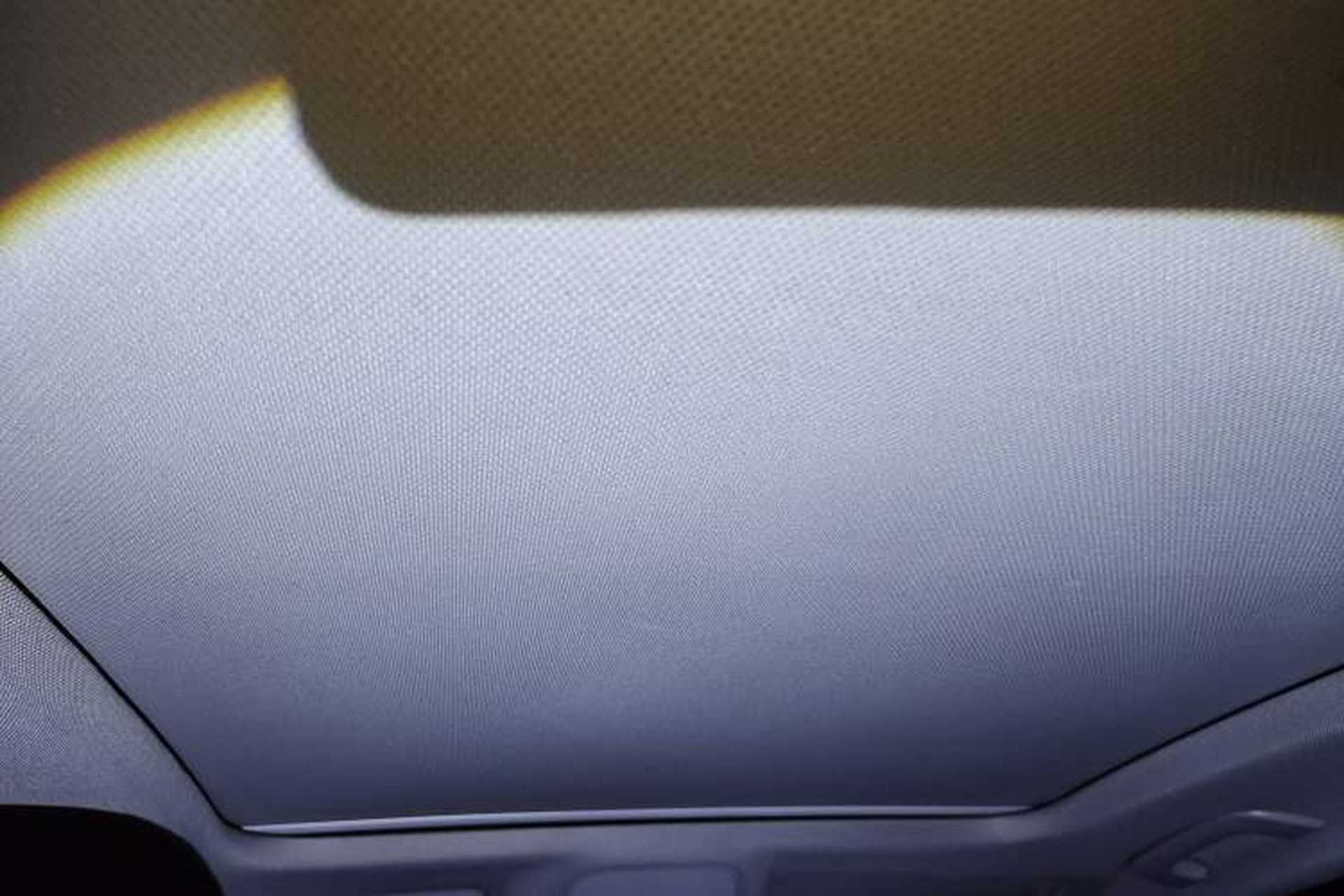 Used Audi A4L 2020 40 TFSI Luxury Dynamic Model Headliner