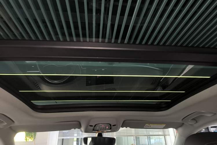 Used Audi A4L 2020 40 TFSI Fashionable and Elegant Model Headliner